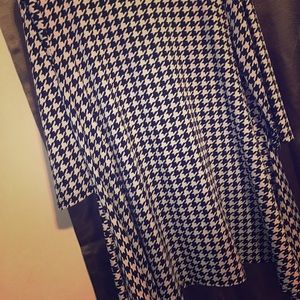 •Houndstooth Blouse•